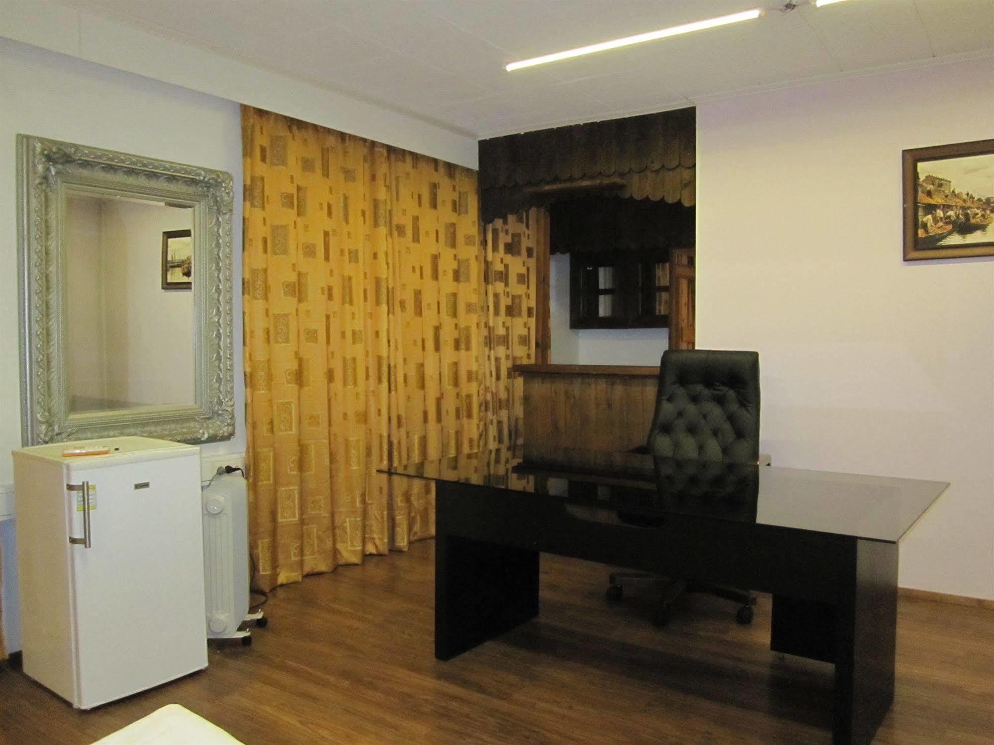 Finn Rooms Тампере Екстер'єр фото